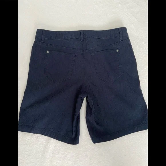 VERA WANG SHORTS - Picture 2 of 6